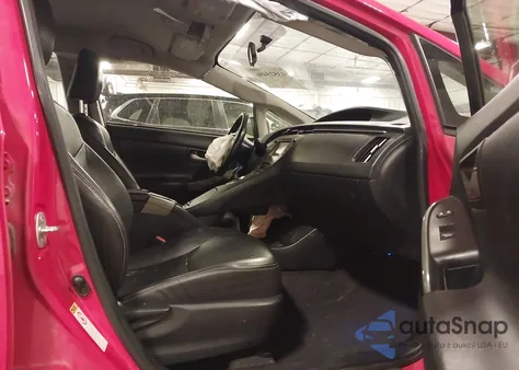 2015 Toyota Prius Persona Series Special Edition z USA, uszkodzony, nr VIN JTDKN3DU6F0400341